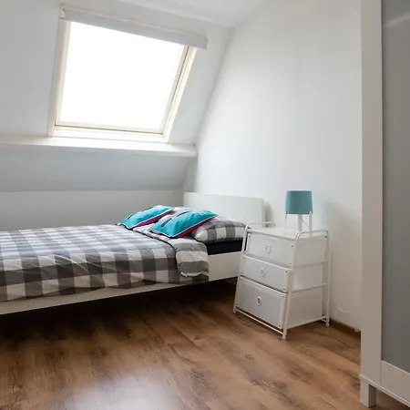 Blue Lagoon Apartment Leiden